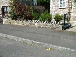 low boundary wall, Tockington