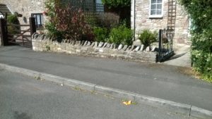low boundary wall, Tockington