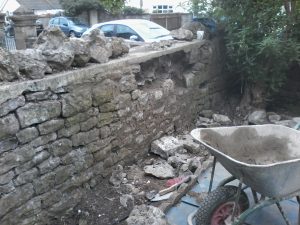 Top stones also loose and need re-bedding